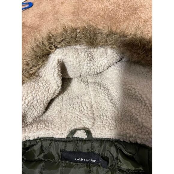 Calvin Klein Jeans Girl Toddler 2T Winter Coat Hooded *missing zipper* - Picture 9 of 10